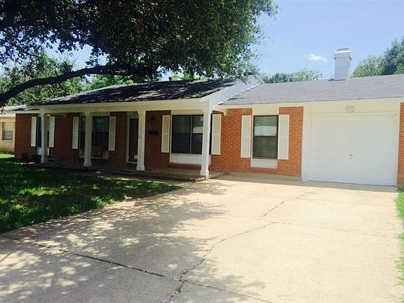 3rd image of 2516 Lasalle Dr