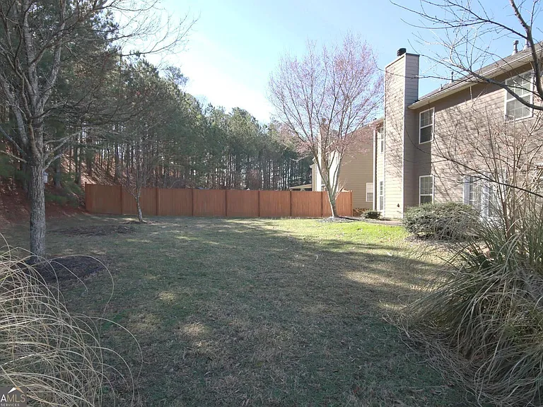 442 Crestmont Ln — Photo 22