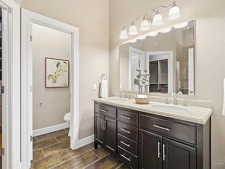 3 bed, 2486 sqft, $2,800 — Photo 3