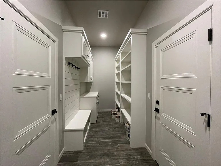 15809 Capri Ln — Photo 15