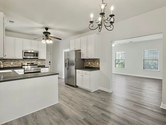 2nd image of 272 Westbrooke Rd