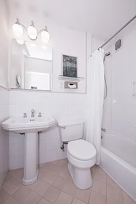 Sold by Maxwell Jacobs | media 9