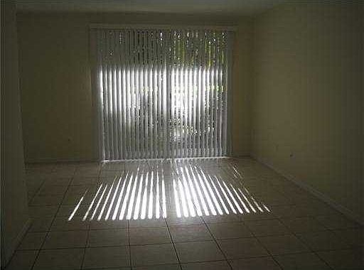 3rd image of 3415 Sonoma Dr