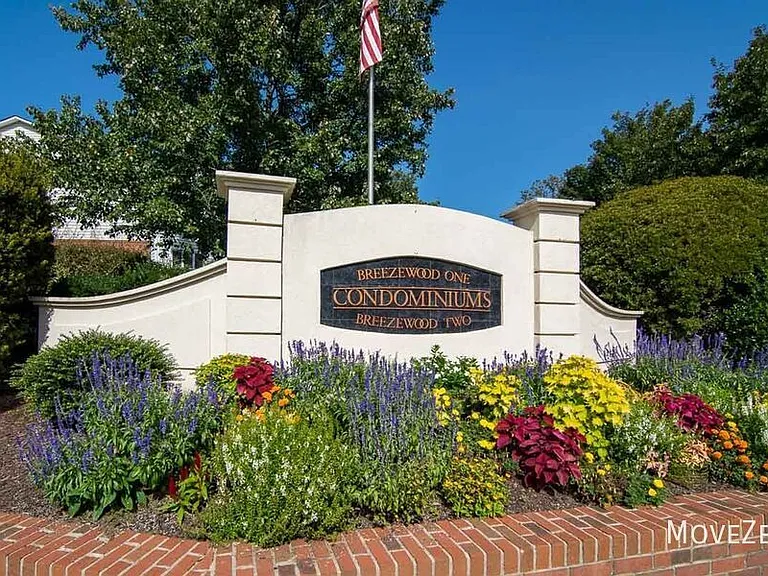 2121 Piney Brook Rd #104 — Photo 34