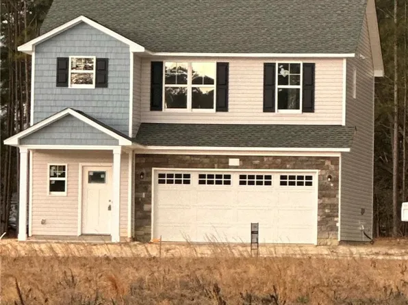 212 Nandina Rd, Raeford, NC 28376