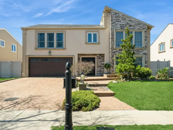 3592 Lorrie Drive, Oceanside, NY 11572