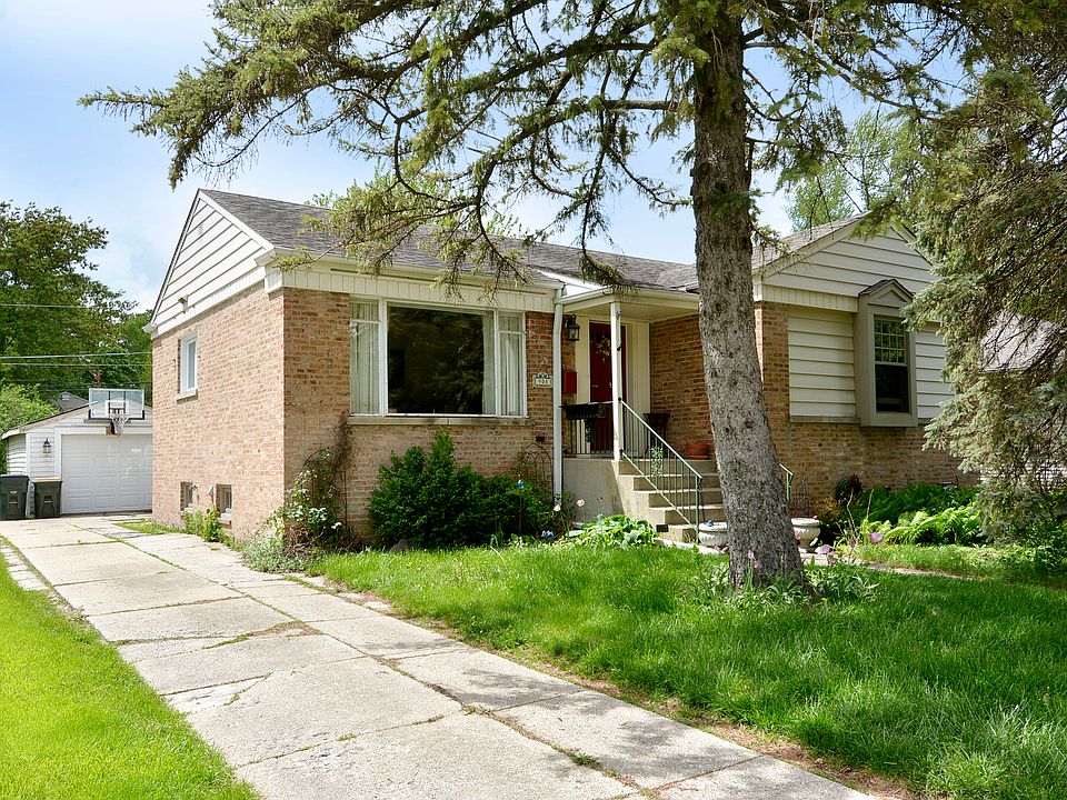 1st image of 908 N Kaspar Ave