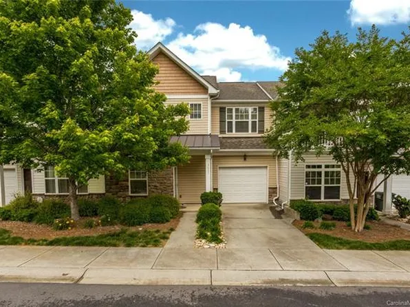 3037 Hibiscus Cres, Charlotte, NC 28273
