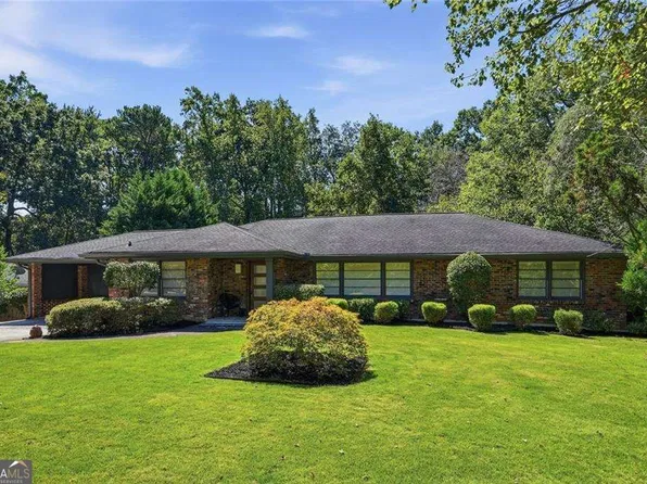 2145 Pine Forest Dr NE, Atlanta, GA 30345