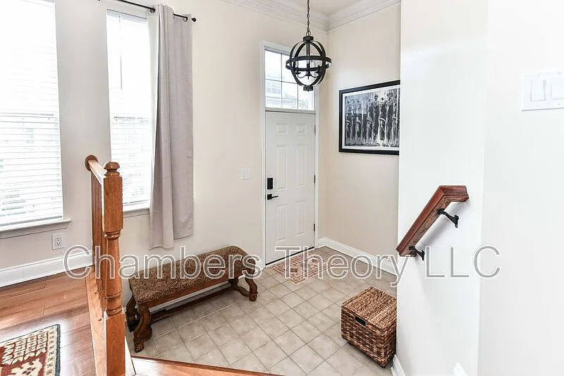 3 bed, 3.5 bath, 2888 sqft, $5,000 — Photo 4