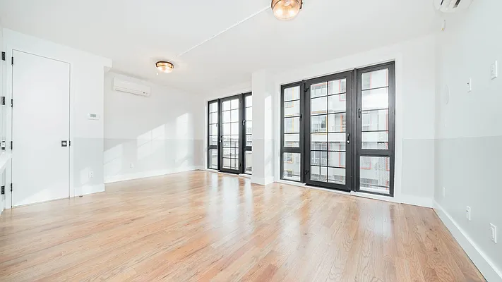 Rented by Nooklyn NYC LLC | media 63
