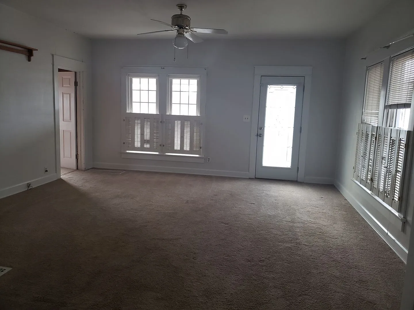Spacious 3 BD/2 BA home by Bryan Park! — Photo 3