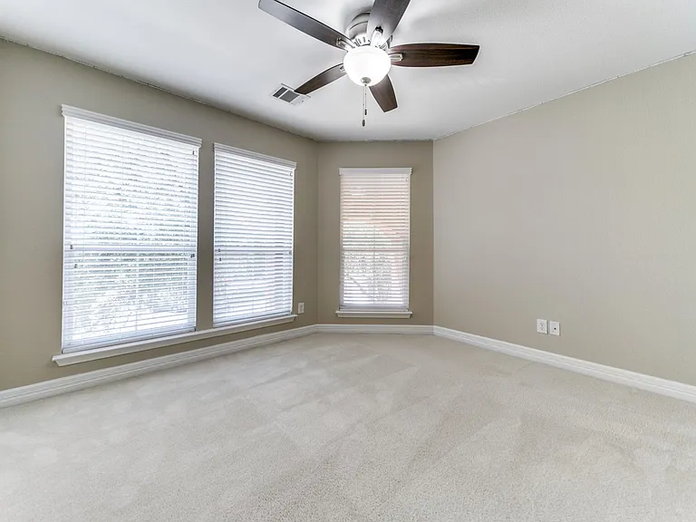 8603 Taylor Walk — Photo 22