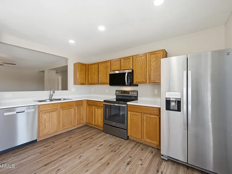 2851 E Cherry Hills Dr — Photo 6