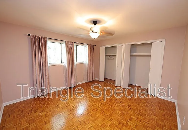 3719 Jamestown Cir — Photo 9