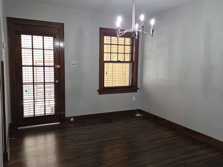3911 Willow Dr — Photo 10
