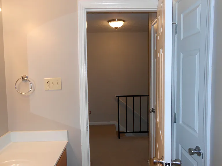 4850 Westport Rd — Photo 14