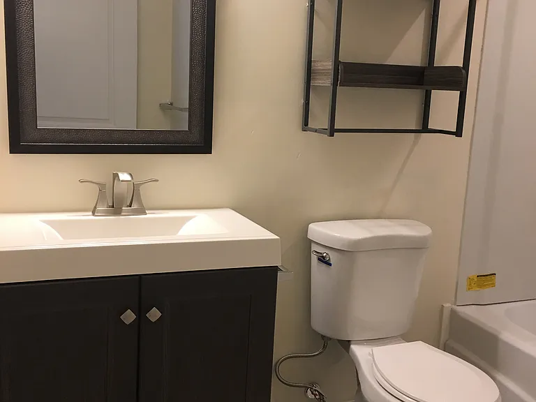 357 Oakwood Ave #101 — Photo 1