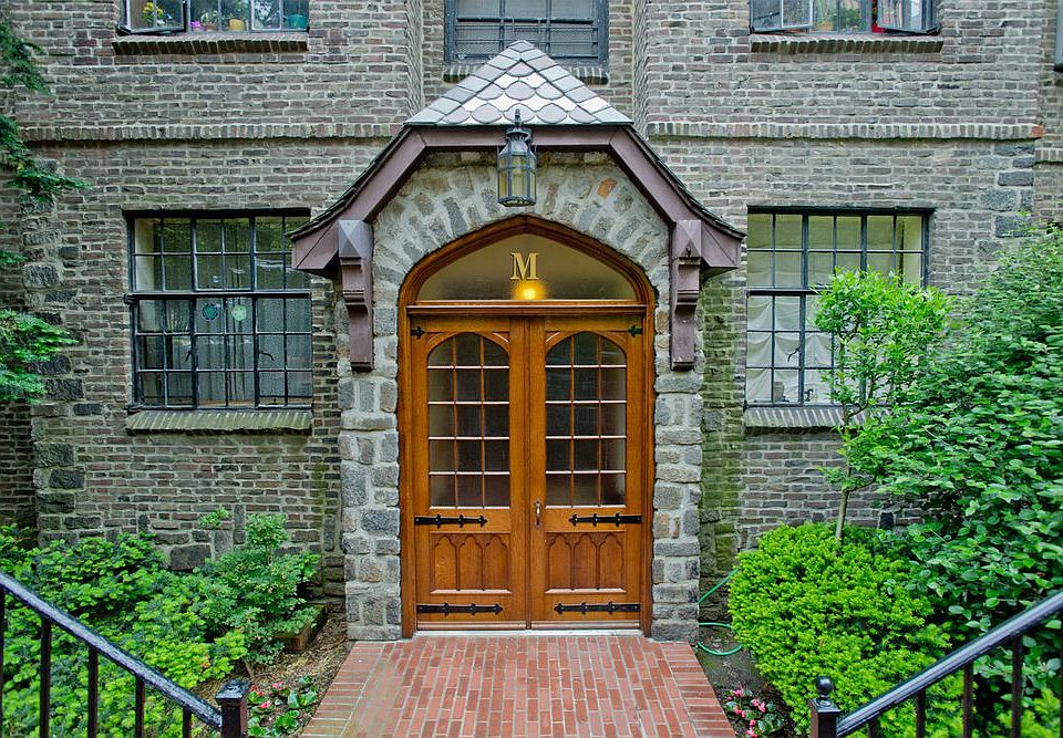 1st image of 116 Pinehurst Ave APT M11
