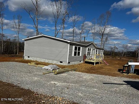3rd image of 232 Community Dr