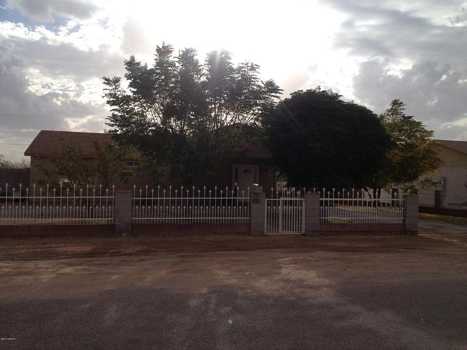 1st image of 3445 W Cameron Dr