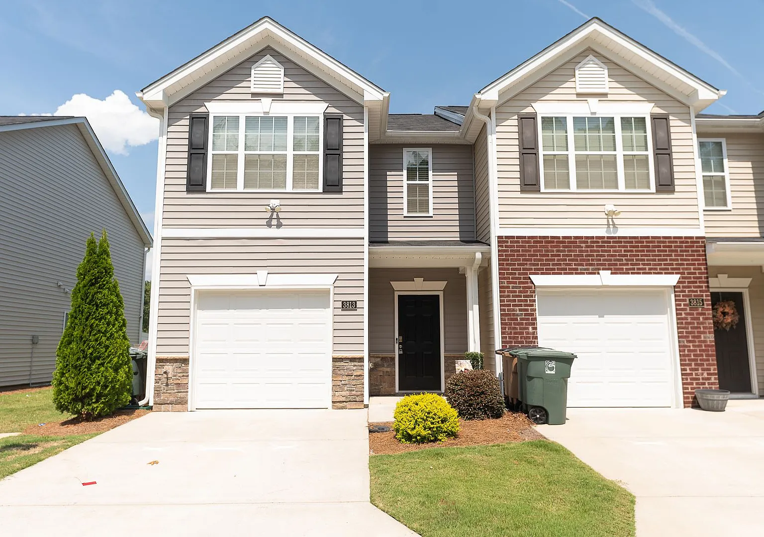 Like-new 3 bedroom 2.5 bathroom townhome in Reedy Fork & Settlers Landing North of Greensboro wit... — Photo 1