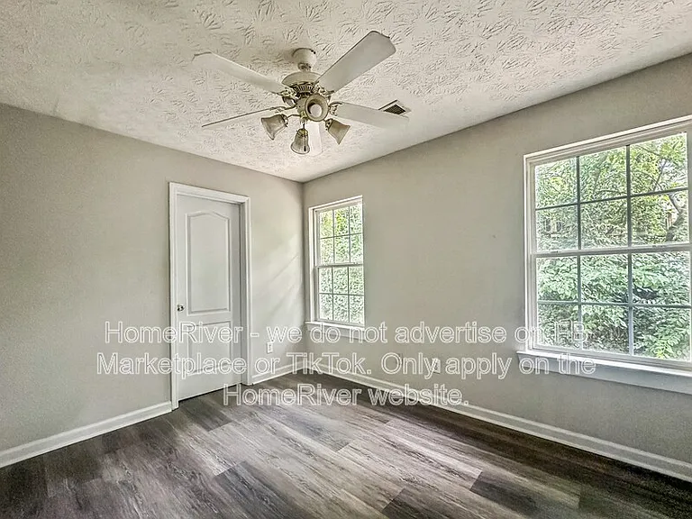 1945 Shawn Wayne Cir SE — Photo 5
