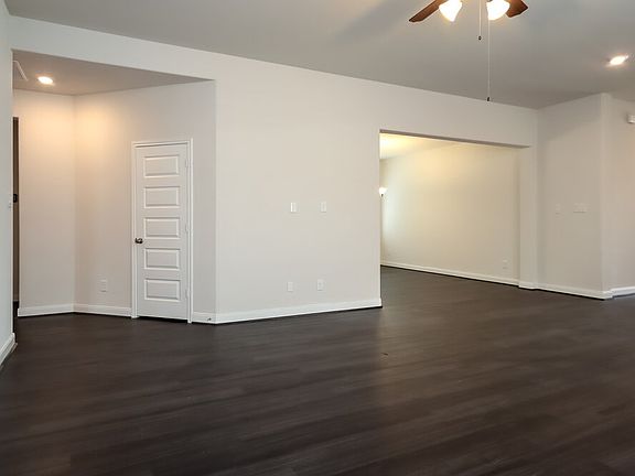 4th image of 24207 Prairie Glen Ln