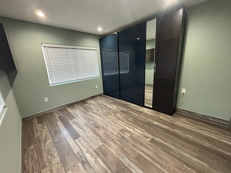 3930 Texas St — Photo 89