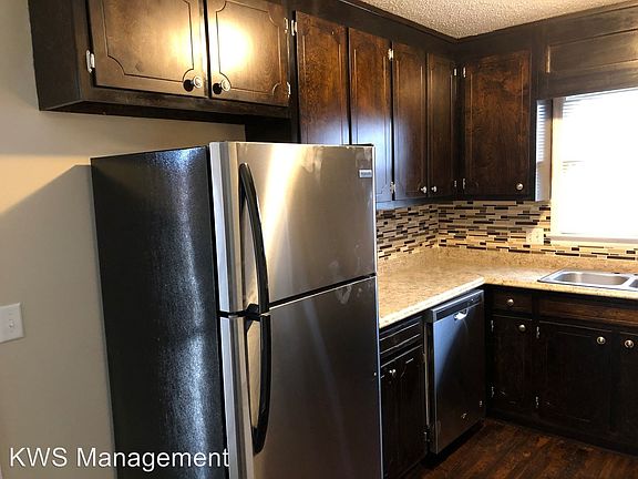 5th image of 4418 Bonnell Dr NW APT D