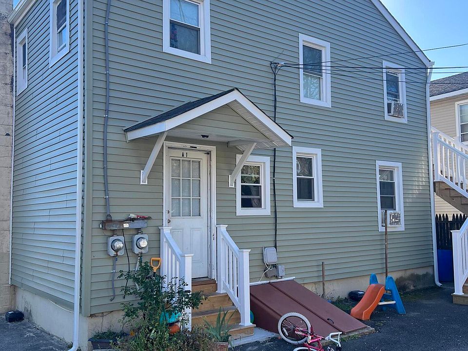 2nd image of 189 Union Avenue