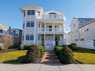 321 16th St S, Brigantine, NJ 08203