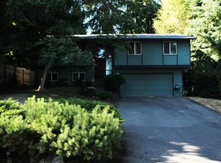 7201 Rhododendron Pl NW, Bremerton, WA 98311