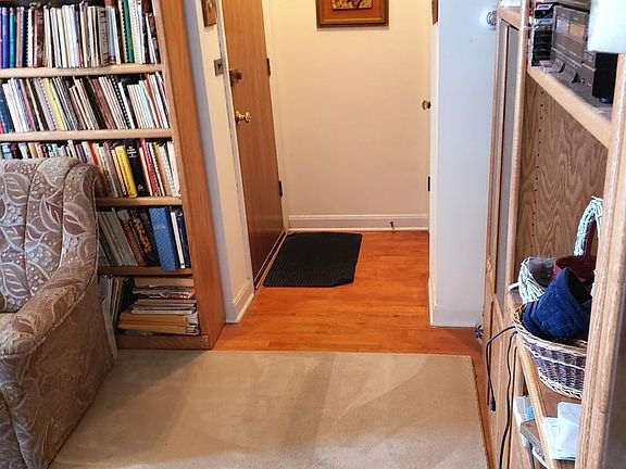 4th image of 5446 N Elston Ave #2N