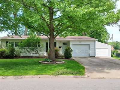 607 Maple St, Greenville, IL, 62246