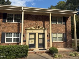 1002 Willow Dr APT 24, Chapel Hill, NC 27514