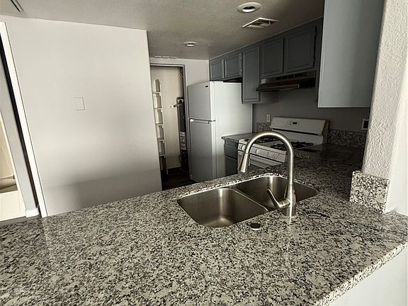 5th image of 1830 N Pecos Rd Unit 258
