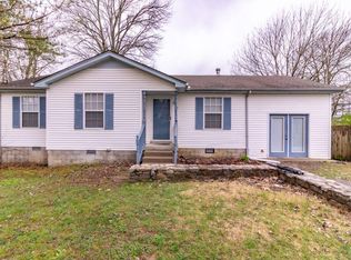 104 Wortham Ct, La Vergne, TN 37086