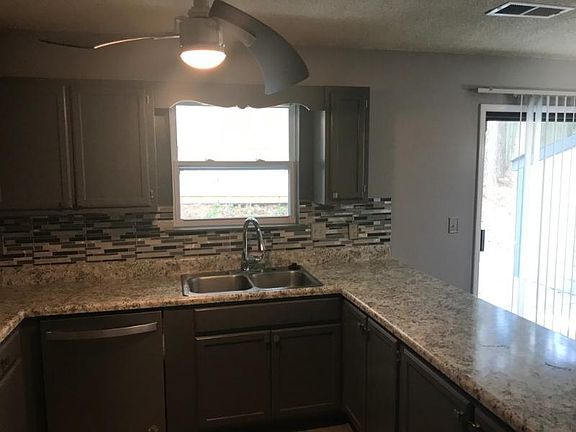 4th image of 276 Toweridge Dr