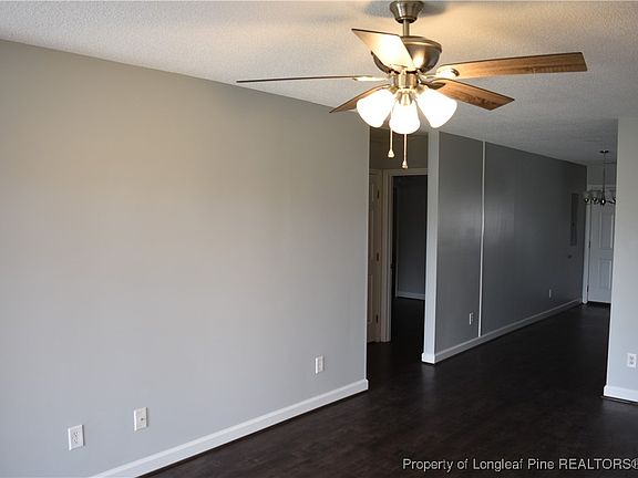 4th image of 1002 Pinecrest Dr #B
