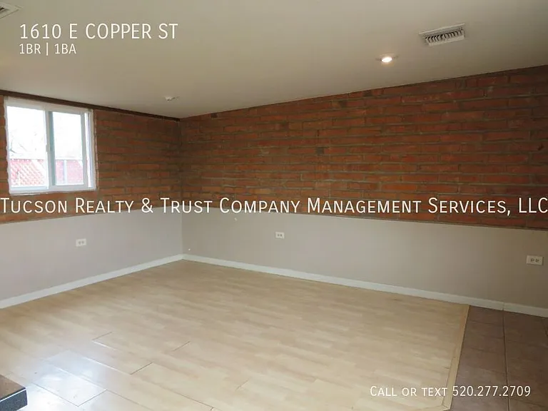 1610 E Copper St — Photo 7