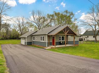 3350 S Horseshoe Ave, Springfield, MO 65804