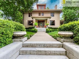 200 W 54th St, Kansas City, MO 64112