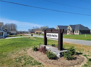 9443 White Tail Trl, Kernersville, NC 27284
