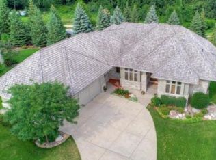 10629 Sonoma Rdg, Eden Prairie, MN 55347