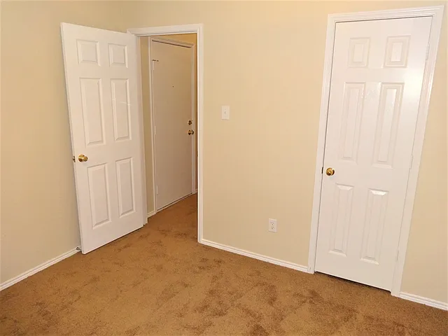 649 Babbling Brook Dr — Photo 10