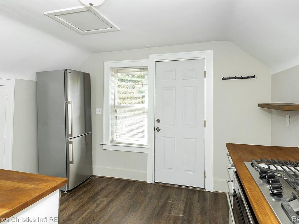 316 Spencer St, photo 23
