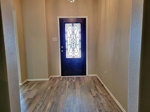 4th image of 1109 Lake Forest Trl