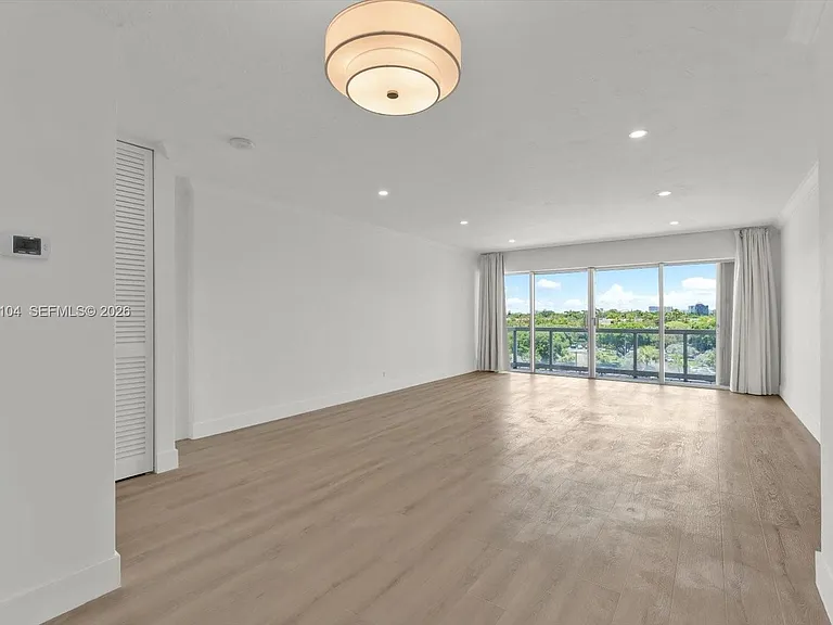 2451 Brickell Ave #6N — Photo 8