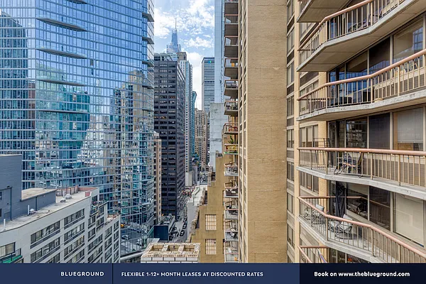 Rented by The Blueground | media 30